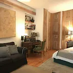 Our In - Apartamento Lisboa